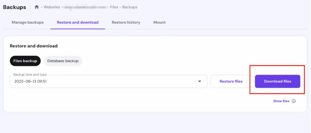 Backups 页面,Restore and download 选项卡中 Download files 按钮已高亮显示